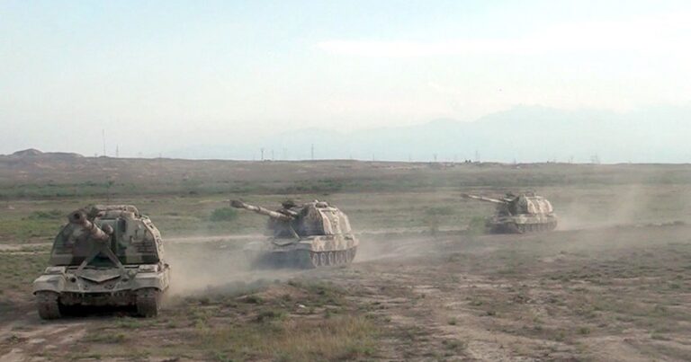 Azərbaycan Ordusu döyüş atışları icra edir – VİDEO
