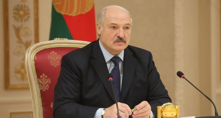 Lukaşenko oğlunu işdən çıxartdı