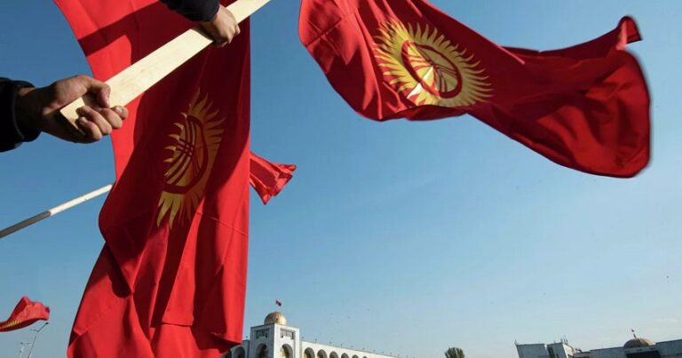 Qırğızıstanda yeni prezident seçkilərinin keçiriləcəyi vaxt açıqlandı