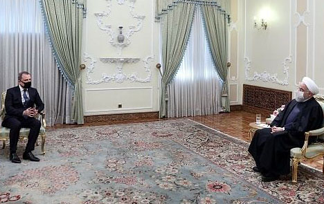 Ceyhun Bayramov İran Prezidenti ilə görüşdü – FOTOLAR