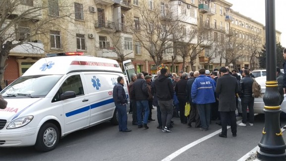 Mingəçevirdə 44 yaşlı qadını mikroavtobus vurdu