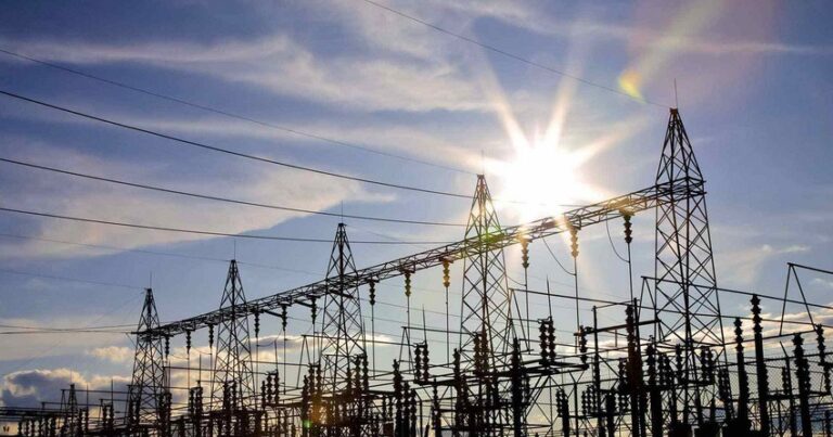 İran Azərbaycandan elektrik enerjisi idxalına başladı