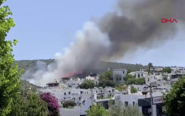 Bodrumda növbəti yanğın, üç otel boşaldıldı