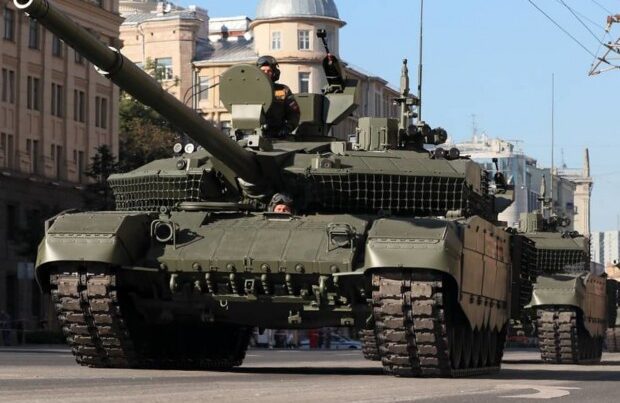 Rusiya yeni modern tank istehsal etdi.FOTO