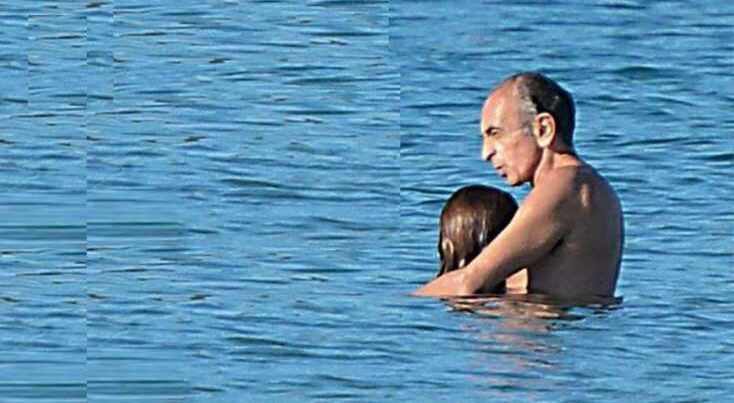 63 yaşlı tanınmış siyasətçi 28 yaşlı sevgilisi ilə dənizdə görüntüləndi – Xanım köməkçisidir… / FOTO
