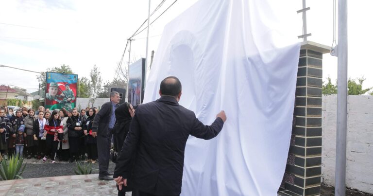 Xaçmazda şəhid Qürbət Tarverdiyevin şəhadətinin ildönümündə abidə-bulaq kompleksi istifadəyə verilib – Fotolar