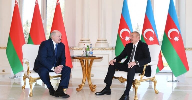 Prezident və Lukaşenko arasında telefon danışığı oldu