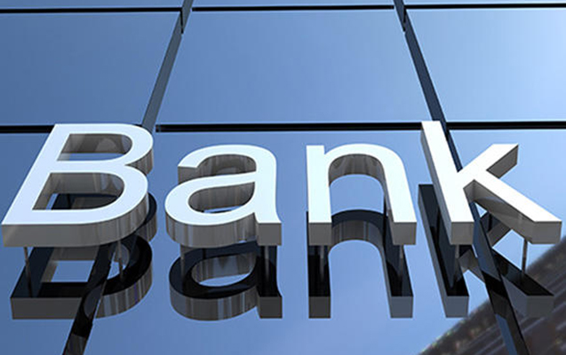 Bankların, birjaların, sığortaçıların qeydiyyatı rüsumu 300 manata qaldırılır