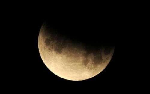 Son altı əsrin ən uzun Ay tutulması belə göründü – VİDEO