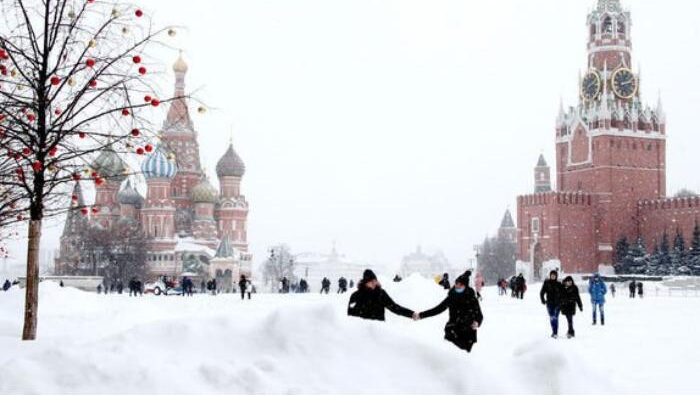 Moskvaya son 72 ilin ən güclü qarı yağdı