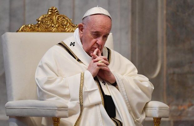Roma Papası Ukrayna üçün dua etdi