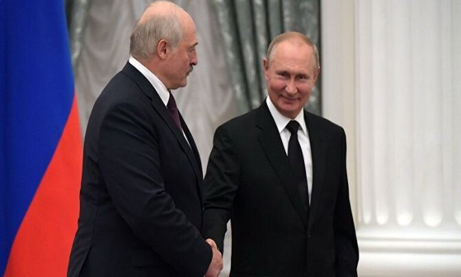 “Putin mənim doğma qardaşımdır” – Lukaşenko