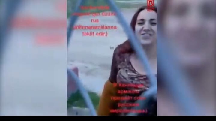 Erməni qızı sinəsini açıb sülhməramlılara intim xidmət təklif etdi – Xankəndindən video