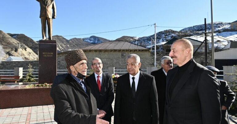 Prezident icra başçısını niyə yaxın buraxmadı?Video.