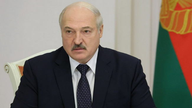 Lukaşenka: Belarusun əbədi prezidenti olacam