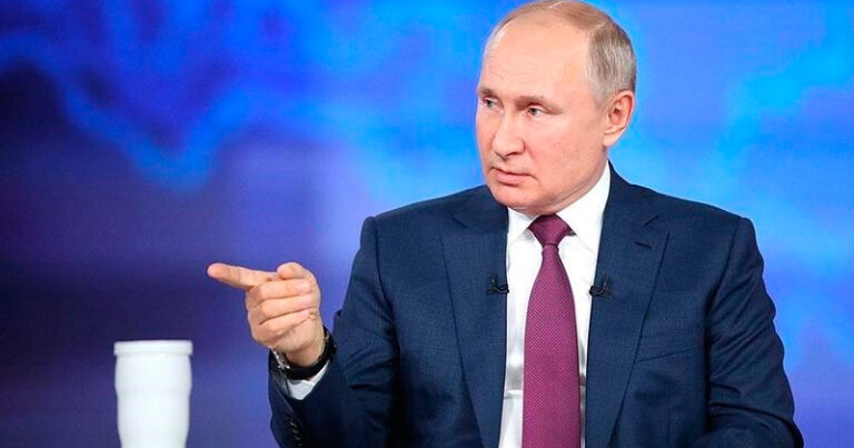 Putin UEFA-nı hədələdi: “Final başqa ölkəyə verilsə…”