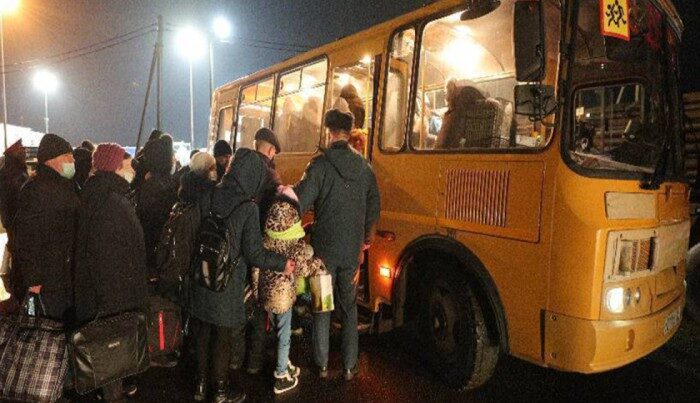 Donbasın 53 min sakini Rusiya ərazisinə təxliyə edildi