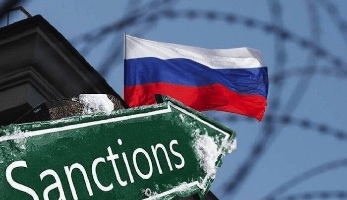 “4 mindən çox sanksiya Rusiya iqtisadiyyatını çökdürüb” – Kuleba