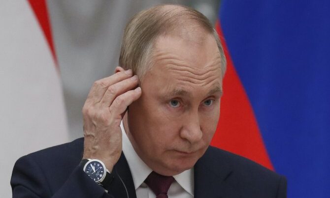 Putinin dəbdəbəli aksesuarları: “O, bunun üçün 6 illik maaşını avans alıb”