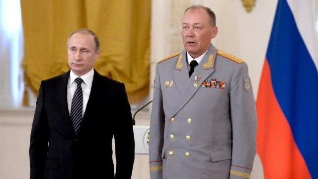Putin mülki şəxslərə vəhşiliklər edən generala səlahiyyət verdi