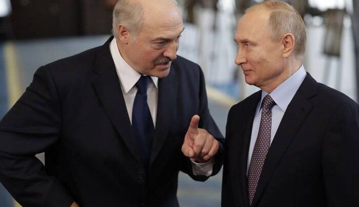 Lukaşenko Rusiyada Putinlə görüşəcək