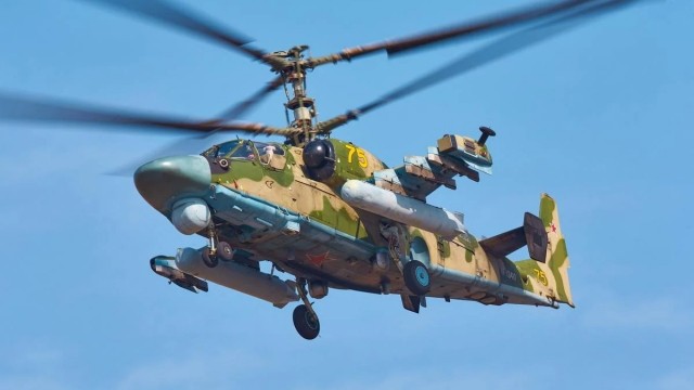 Ukrayna Rusiyanın 16 milyonluq helikopterini VURDU