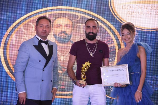 Ganjavi Holding Türkiyənin “GOLDEN SUMMIT AWARDS 2022” layihəsində mükafatlandırılıb – FOTOLAR