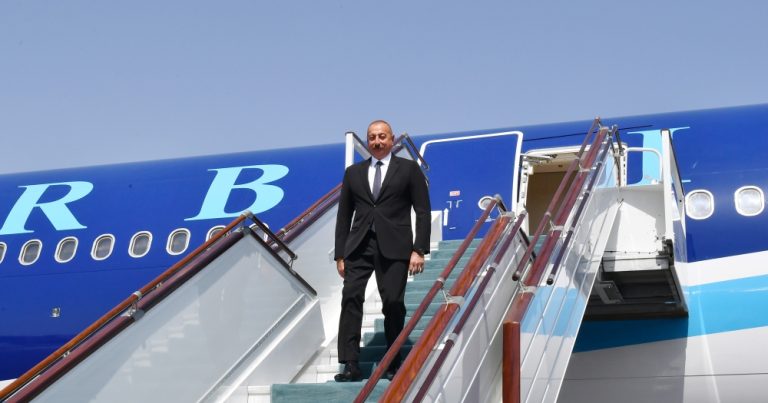 Prezident Özbəkistana getdi – FOTO