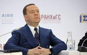 “ÖLÜMLƏ ŞAHMAT OYNAMAYIN…”– Medvedev yenə Qərbi “qiyamət günü” ilə hədələdi