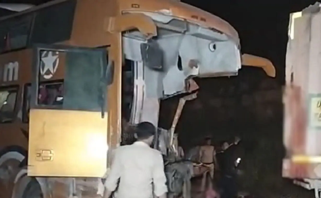 Hindistanda ağır qəza – 15 ölü, 40 yaralı + Video