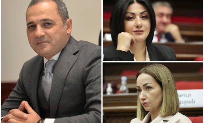 Ermənistanda 3 deputat mandatından imtina etdi
