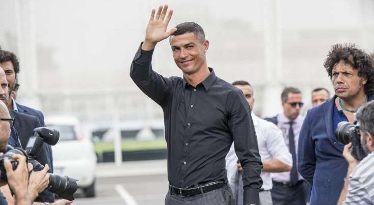 Ronaldo imza atmaq üçün bu ölkəyə getdi – Gözlənilməz seçim edib
