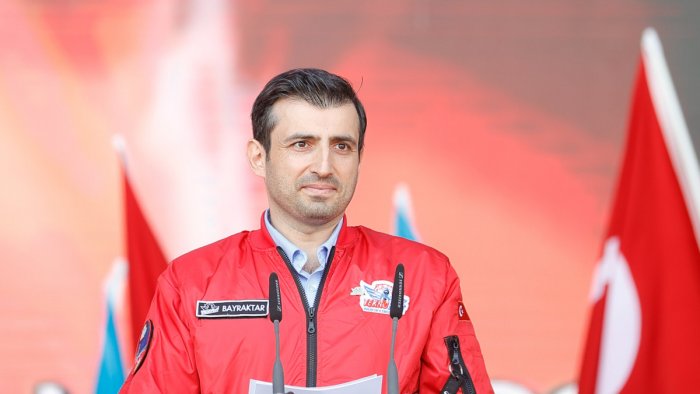 Səlcuq Bayraktardan səfirliyimizə hücumla bağlı PAYLAŞIM – FOTO