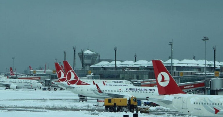 İstanbul Hava Limanında 238 reys ləğv edildi