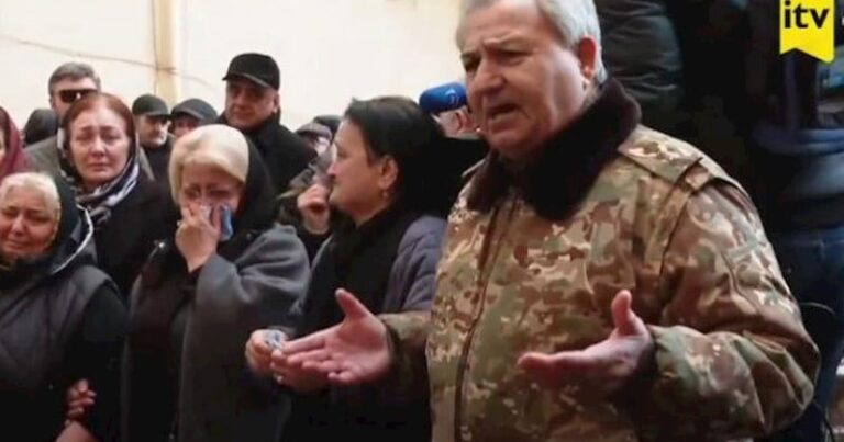 Xalq artisti: “Ramiz Novruzun belə dəfn edilməsini qəbul etmirəm” – Video