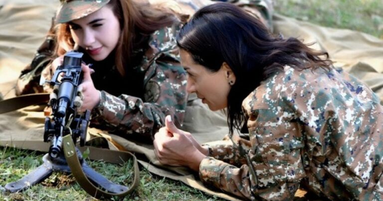 Ermənistan qadınları pulla orduya cəlb edir
