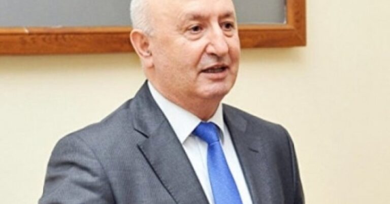 AMEA-da saxtakarlıq halları baş alıb gedir – Professordan ittiham