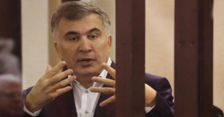 Mixeil Saakaşvili siyasətə qayıtdığını açıqlayıb