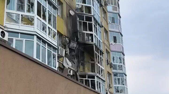 Rusiyada yaşayış binasına PUA DÜŞDÜ: Yaralılar var – FOTO/VİDEO