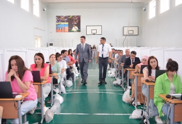Xaçmazda ibtidai sinif müəllimləri imtahan verib