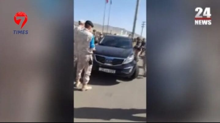 Sülhməramlılar yolu bağlayan erməni maşınına güc tətbiq etdi – VİDEO