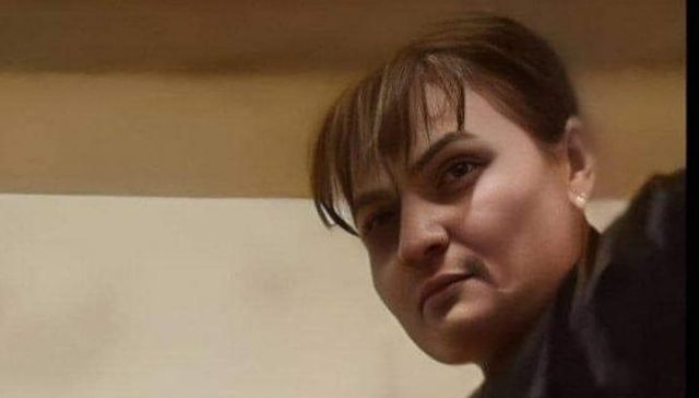 Qızını kamera qarşısında soyundurdu – Ermənistanda ŞOK VİDEO