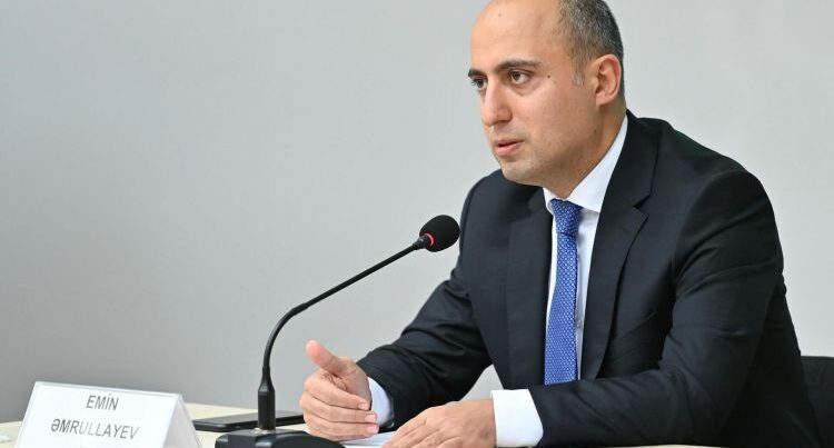 Sertifikasiyadan kəsilən müəllimləri qapı arxasında qoymaq fikrimiz yoxdu – Emin Əmrullayev