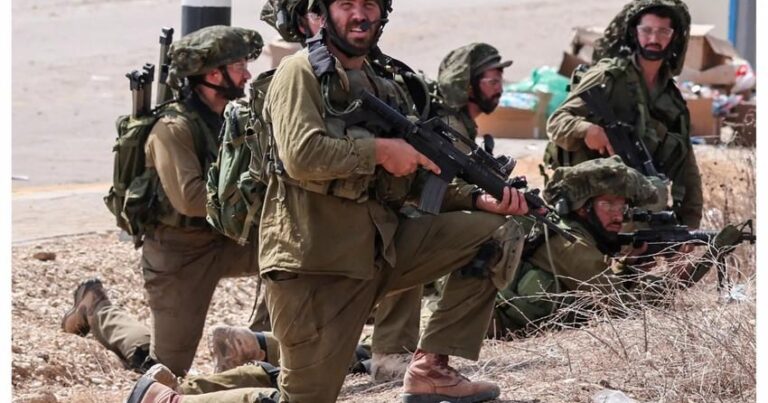 İsrail ordusu Fələstin düşərgəsində bir qrup silahlının məhv edildiyini açıqlayıb