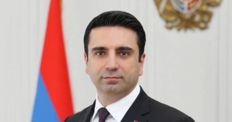 “Vaxt gələcək ki, ermənilərlə azərbaycanlılar yanaşı yaşamalı olacaq” – Simonyan