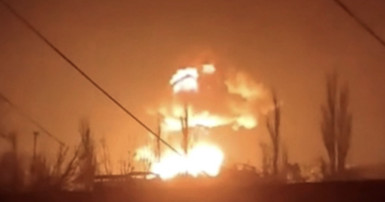 Ukrayna Rusiya ərazisindəki neft bazasını vurub