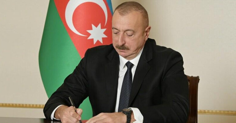 Prezident Elçin Məmmədova general-mayor rütbəsi verdi