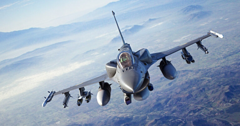 F-16-lar bu yay Ukraynaya VERİLƏCƏK