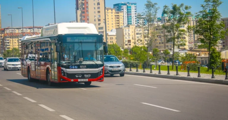 160-a yaxın avtobusun dayanacaq yeri DƏYİŞDİRİLDİ