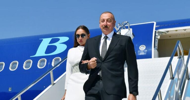 Prezident İlham Əliyev Türkiyədə işgüzar səfərdədir